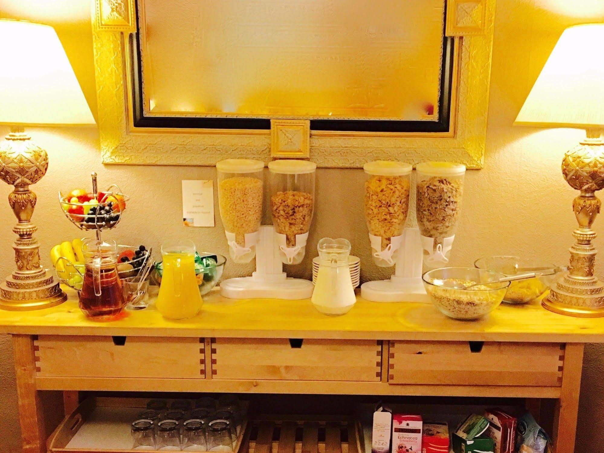 Watson Lodge Guest House Galashiels Bagian luar foto